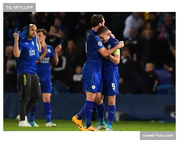 风暴队赛前训练重点演练“西班牙挡拆”战术，以应对王牌队换防